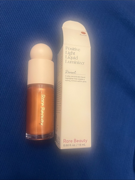 Rare Beauty Other - Rare Beauty Positive Light Liquid Luminizer — Reveal